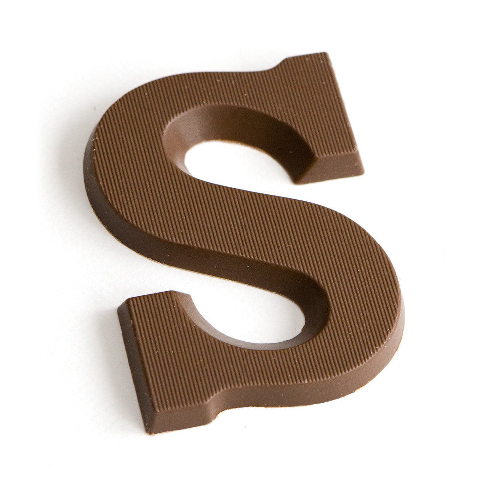Chocoladeletter S in jute zak - 135 gram